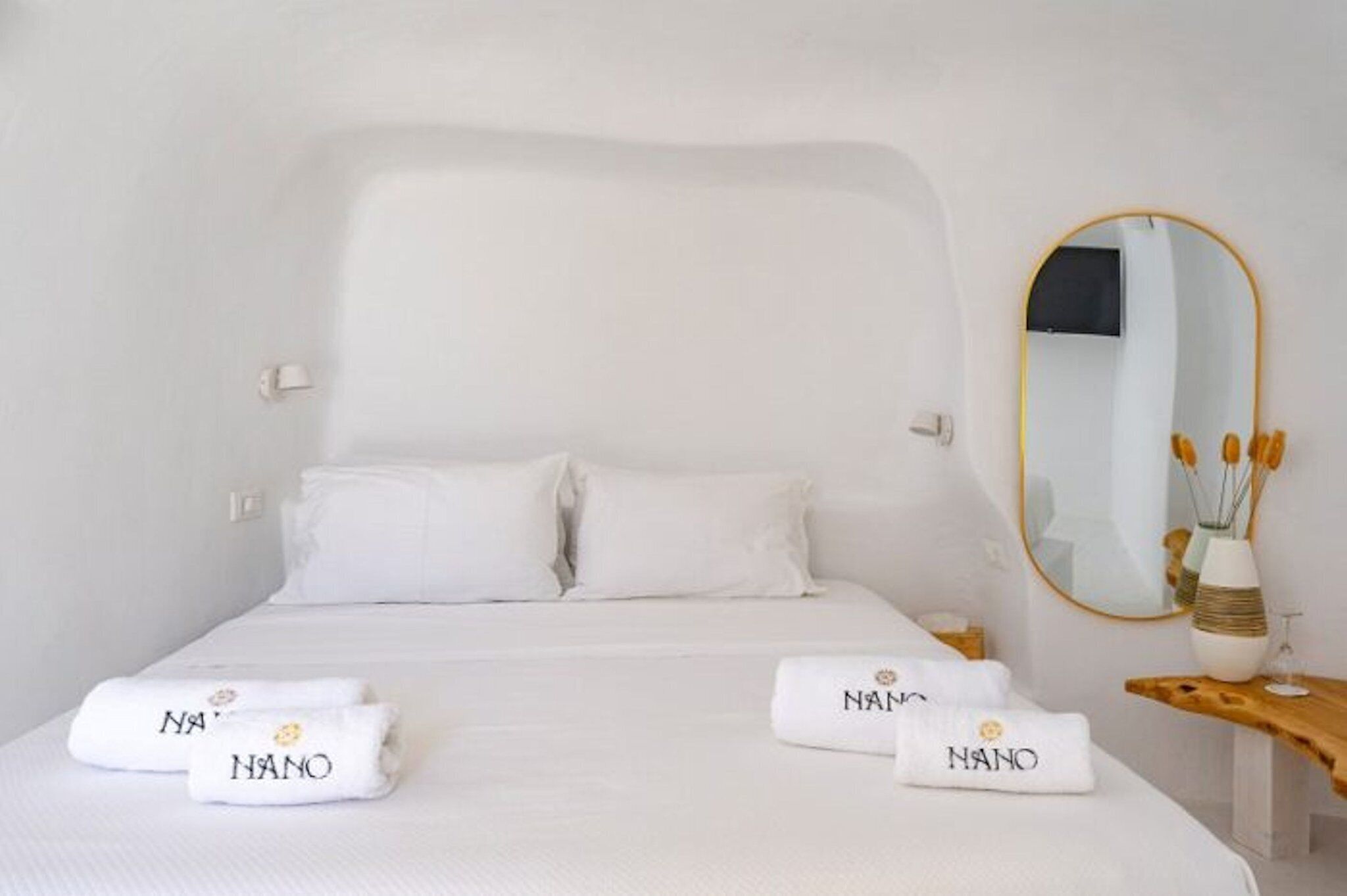 Stunning Santorini Villa | 1 Bedroom | Villa Indiana | Private Heated Plunge Pool & Amazing Caldera Sea Views | Oia - Oia