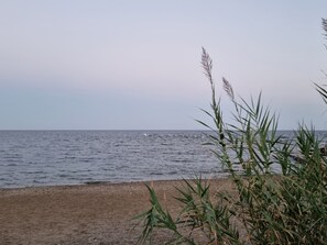 Beach nearby - Saint Aygulf, Appartement T2 à 150 m de la mer (Fréjus)