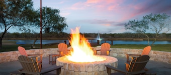 Rancho Los Alacranes- Large Retreat Venue in the Rio Grande Valley- sleeps 41