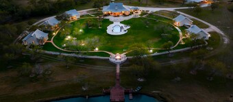 Rancho Los Alacranes- Large Retreat Venue in the Rio Grande Valley- sleeps 41