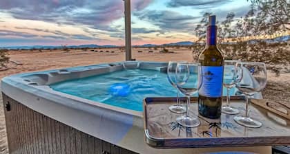 MESA SILVERADO Desert Hideaway with Outdoor Spa & Amazing Views Near JTNP