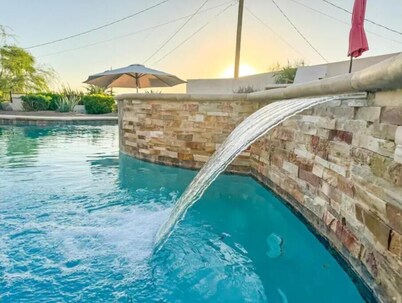 The Oasis at Lake Havasu - Luxury Pool/Spa - 3 BR