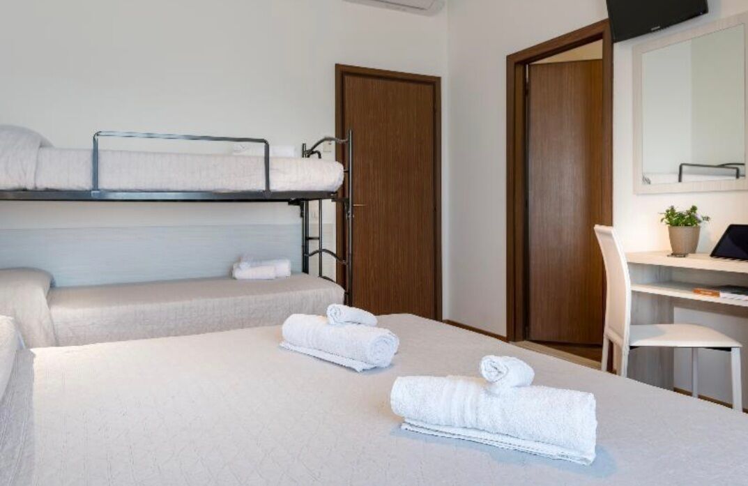 Quadruple Room, Rich Breakfast Included - Bellaria-Igea Marina