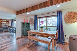 Dining - Lakefront Graford Home w/ Fire Pit + Private Dock! (Graford)