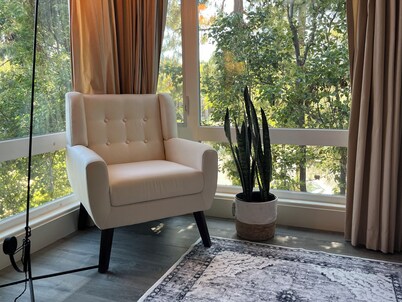 Near Stanford Meta Gooogle. 3 BR 3BA. Bigger and Better than Luxury Hotel!