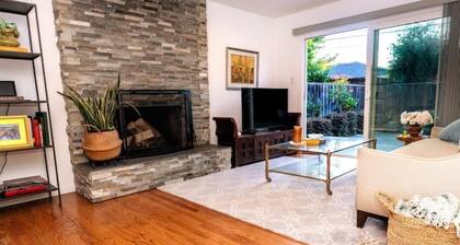 Wow! Beautiful house at Great Location, Much Bigger and Better than A Hotel!