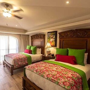 3 Schlafzimmer, Zimmersafe, Schreibtisch, Bügeleisen/Bügelbrett