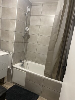 Assecador de cabells i tovalloles 