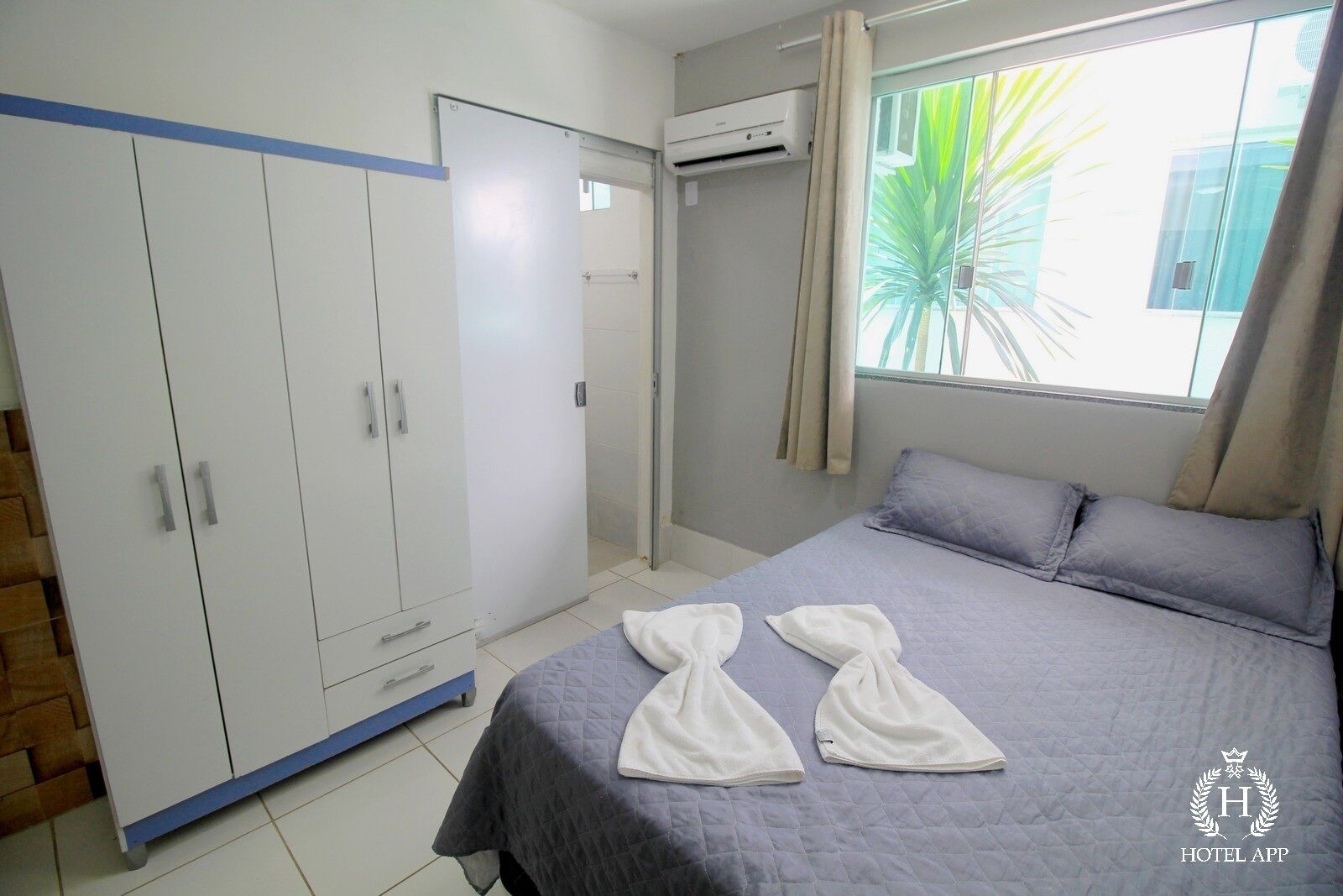 Quarto casal conforto | Ferros/tábuas de passar roupa, Wi-Fi de cortesia