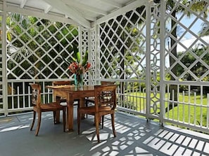 Outdoor dining