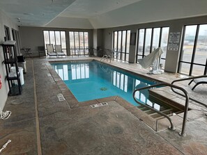 Outdoor pool - Garner Oklahoma City Quail Springs (Oklahoma City)