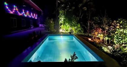 Charming lodge in beautiful Playa Samara with WiFi