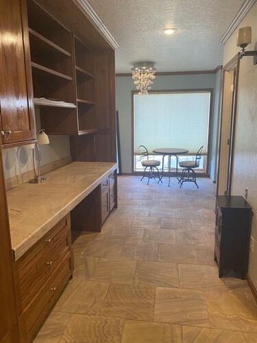 Nice studio apartment with onsite laundry. 