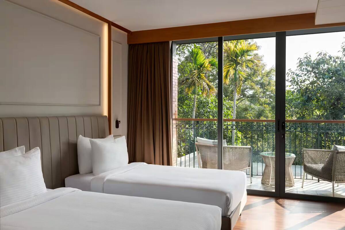 Egyptian cotton sheets, premium bedding, down comforters