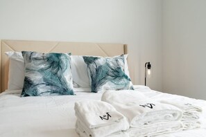 1 chambre, bureau, fer et planche à repasser, Wi-Fi gratuit