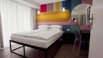 1 bedroom, WiFi, bed sheets