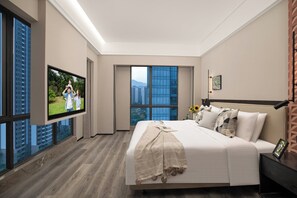Executive Room, 3 Bedrooms | Down duvets, in-room safe, desk, blackout curtains - Somerset Chayuan Chongqing (Chongqing)