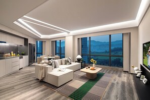 Chambre Exécutive, 3 chambres