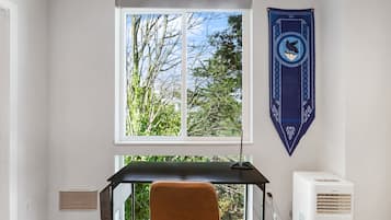 1 habitación, tabla de planchar con plancha y wifi gratis