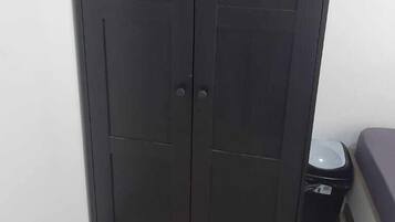 Economy Twin Room | Free WiFi