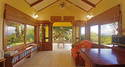 Quiet Jungle House - Just Minutes from Beaches!