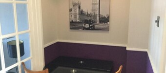 Constantine Court Homestay 
Shared bathroom with owner