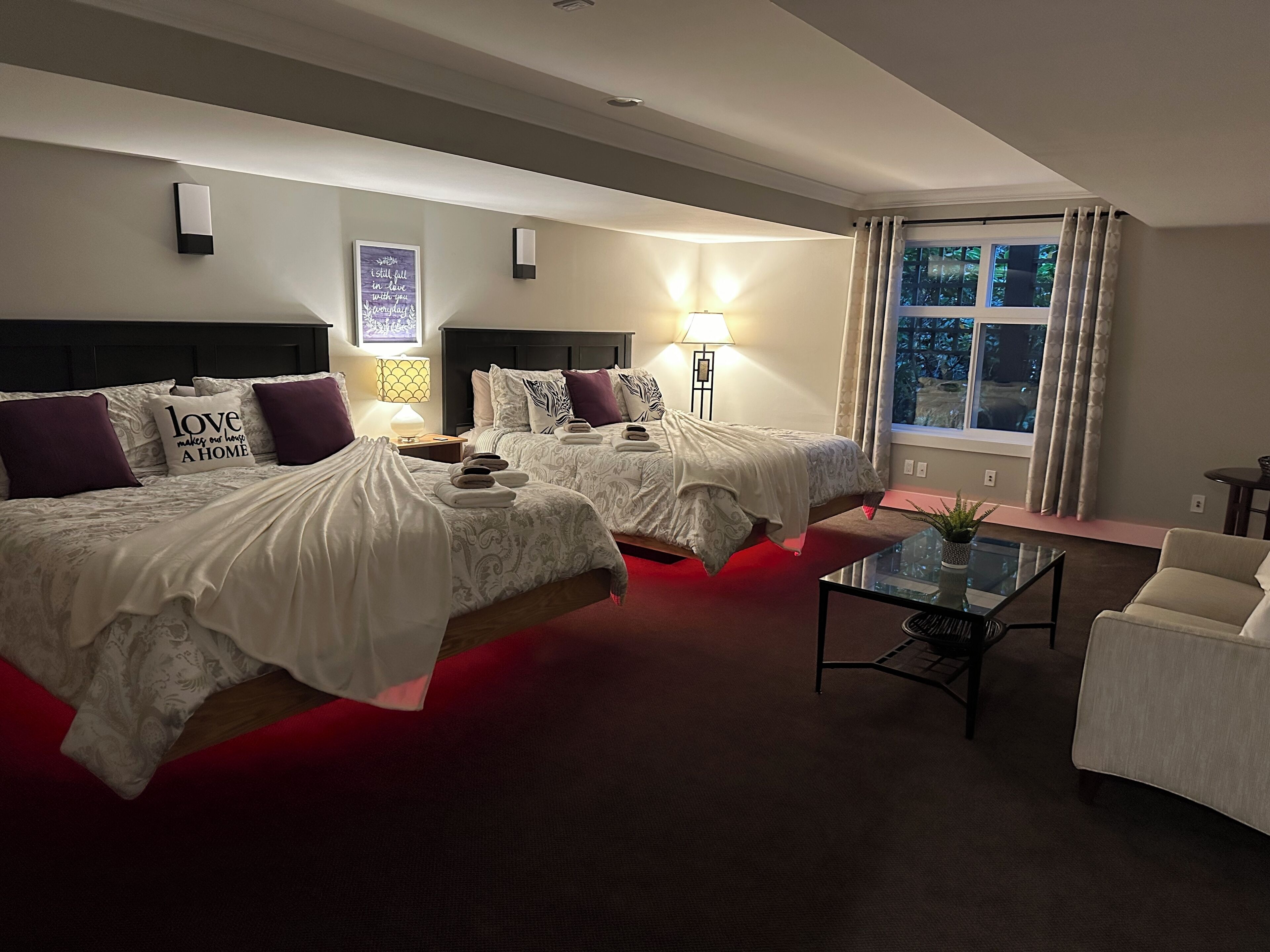 2 chambres, fer et planche à repasser, Wi-Fi gratuit, draps fournis