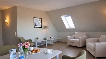 Business Apartment | Free WiFi, bed sheets