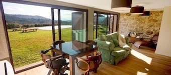 Casa com Vista Para a Piscina