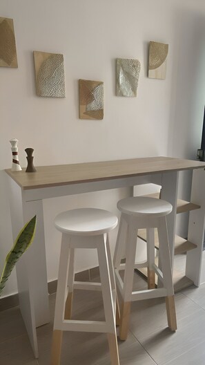 Executive Loft, 1 Bedroom, Ensuite | Private kitchen