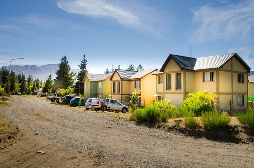 Comfortable duplex with garden, barbecure & parking