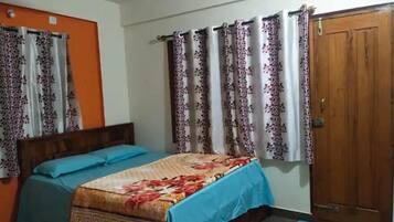 1 bedroom, WiFi, bed sheets