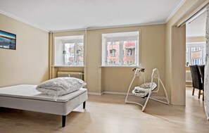 2 bedrooms, free WiFi
