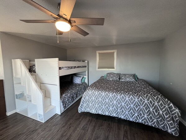 1 chambre, accès au Wi-Fi (inclus), literie fournie