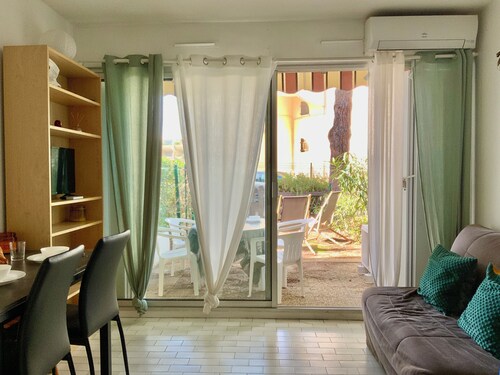 LE SANTA MARIA- Appartement Une chambre avec Jardin et parking