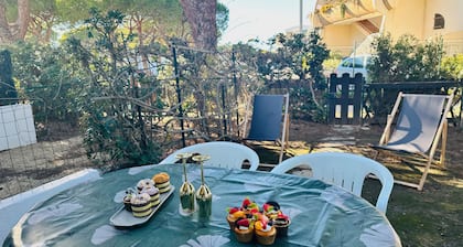 LE SANTA MARIA- Appartement Une chambre avec Jardin et parking