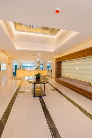 Reception - Comfort Inn Orbi City (Batumi)