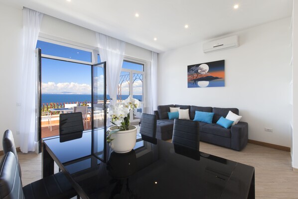 Living area - YourHome - Tramonto sul Golfo Apartment (Sorrento)