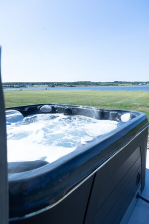 Baignoire à remous extérieure