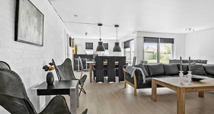 Lovely home in Vestervig with kitchen