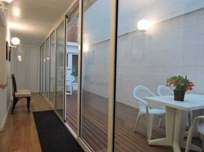 Outdoor dining - Apartamento Confortable de 4 Dormitorios y 2 Baños en Cardona (Cardona)