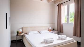 2 bedrooms, WiFi, bed sheets