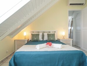 3 slaapkamers, reisbedje, wifi, beddengoed