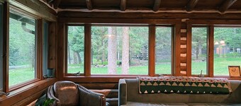 Cozy Chic Creekside Log Cabin