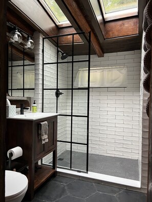 Shower, towels