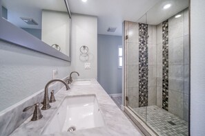 Hair dryer, towels