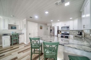 Unclassified image, 2 of 61, button - Four Shores #2 Sunset Condo Direct Gulf w Pool&Spa (Indian Shores)