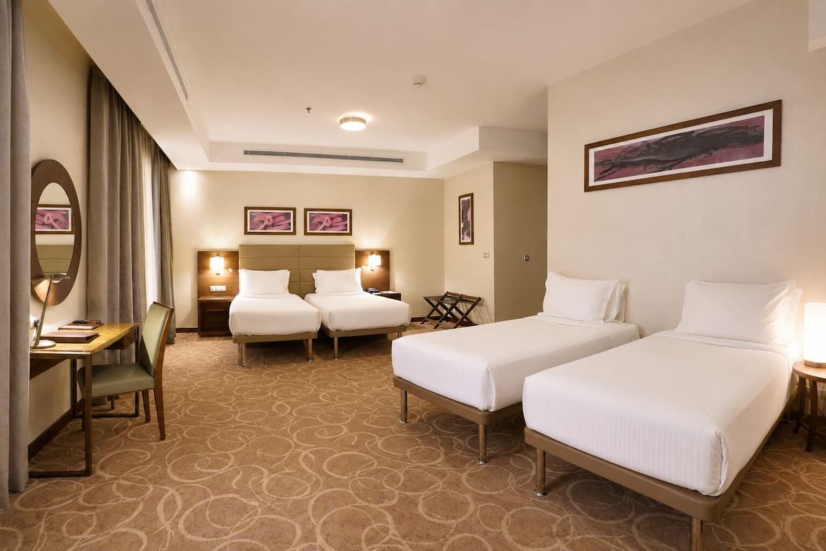 Junior Suite, Multiple Beds