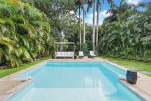 Pool - Caralva 172: Tranquil villa w/ pool, lush garden, housekeeper, and golf cart (Casa de Campo)