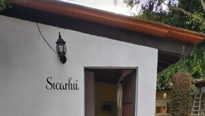 Premier Double Room | Free WiFi, bed sheets - Hotel Boutique Bacaanda (Tepoztlán)